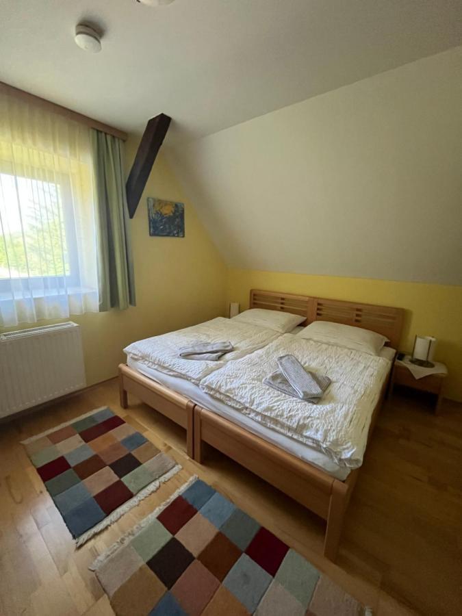 Privatzimmer Familie Pair/Schmoll Spital am Semmering Zimmer foto