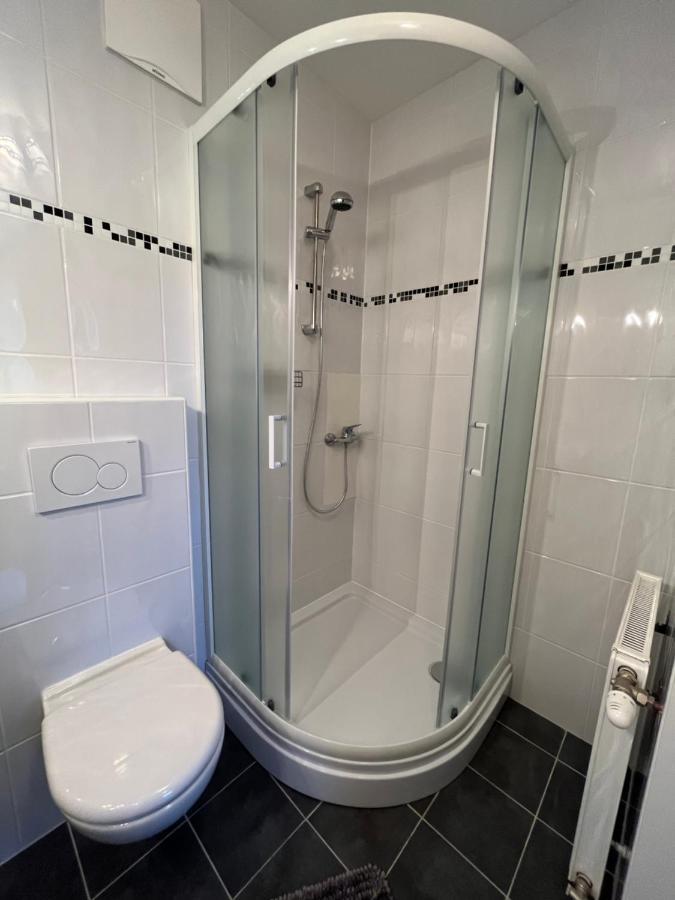 Privatzimmer Familie Pair/Schmoll Spital am Semmering Zimmer foto